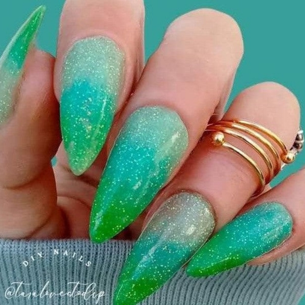 NWT Fairy Glamor Out Of CTRL Thermal Dip And Acrylic Power
